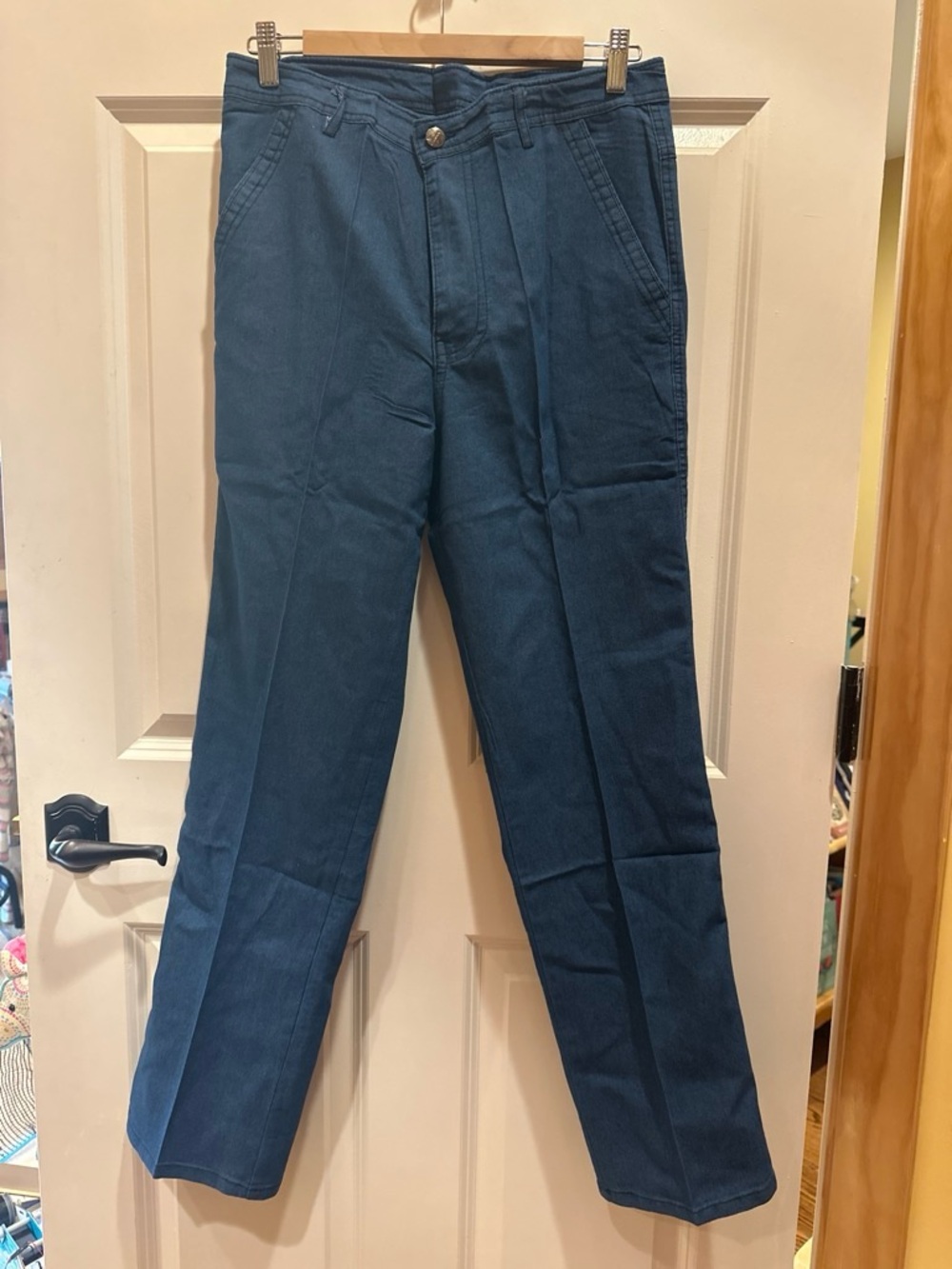 Women's Straight-Leg Pants in denim blue